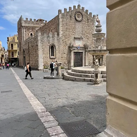 Domus Cuseni 2